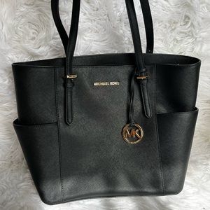MICHAEL Michael Kors
Jet Set Travel Large Tote